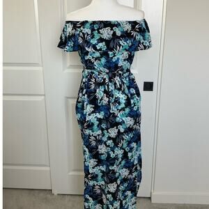 Women's Midi Length Dress by Emerald Sandae Size Small NWOT
